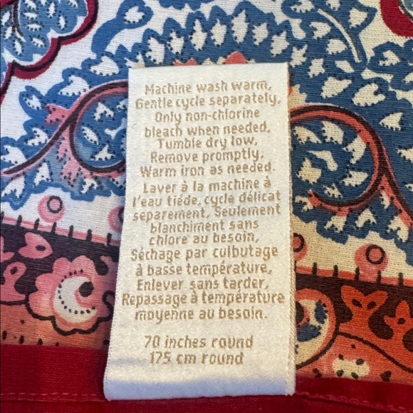 Vintage Williams of Sonoma Red Blue Paisley 70”Round Tablecloth - Picture 4 of 7